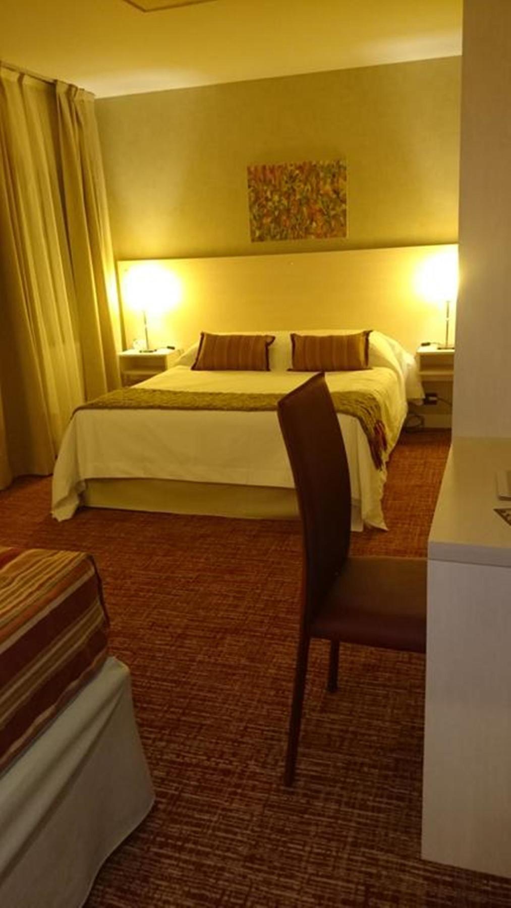 Hotel De Los Andes Ushuaïa Extérieur photo